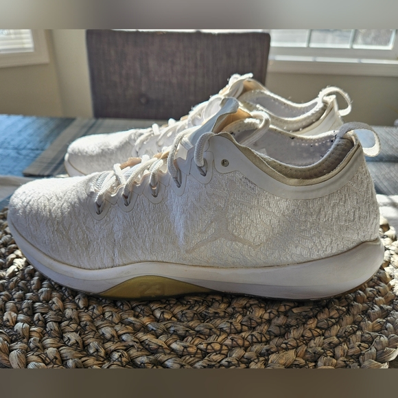 RARE Nike Air Jordan Trainer Low Sneakers - Picture 2 of 9